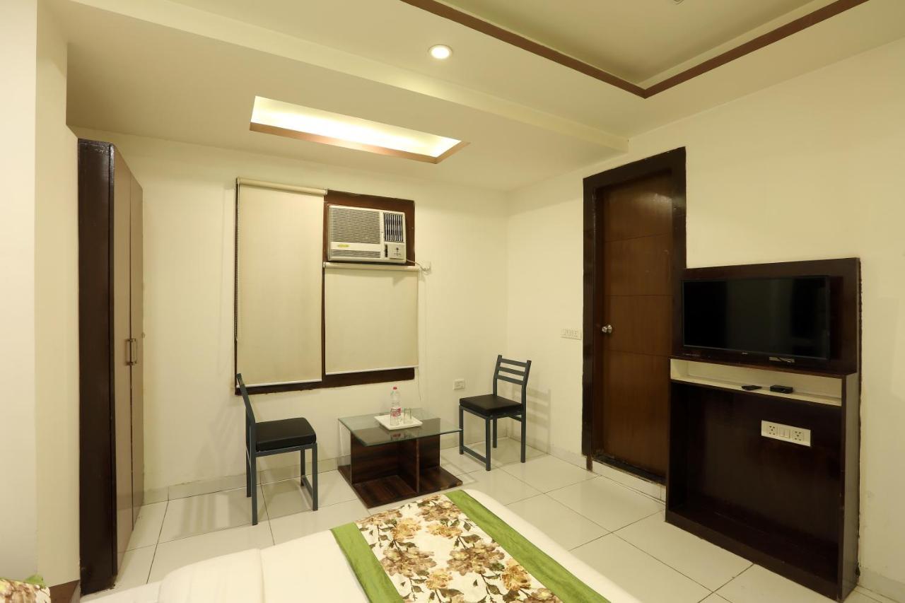 Hotel Qualia Suites At Delhi Airport Nueva Delhi Exterior foto
