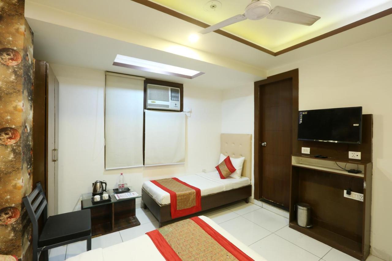 Hotel Qualia Suites At Delhi Airport Nueva Delhi Exterior foto